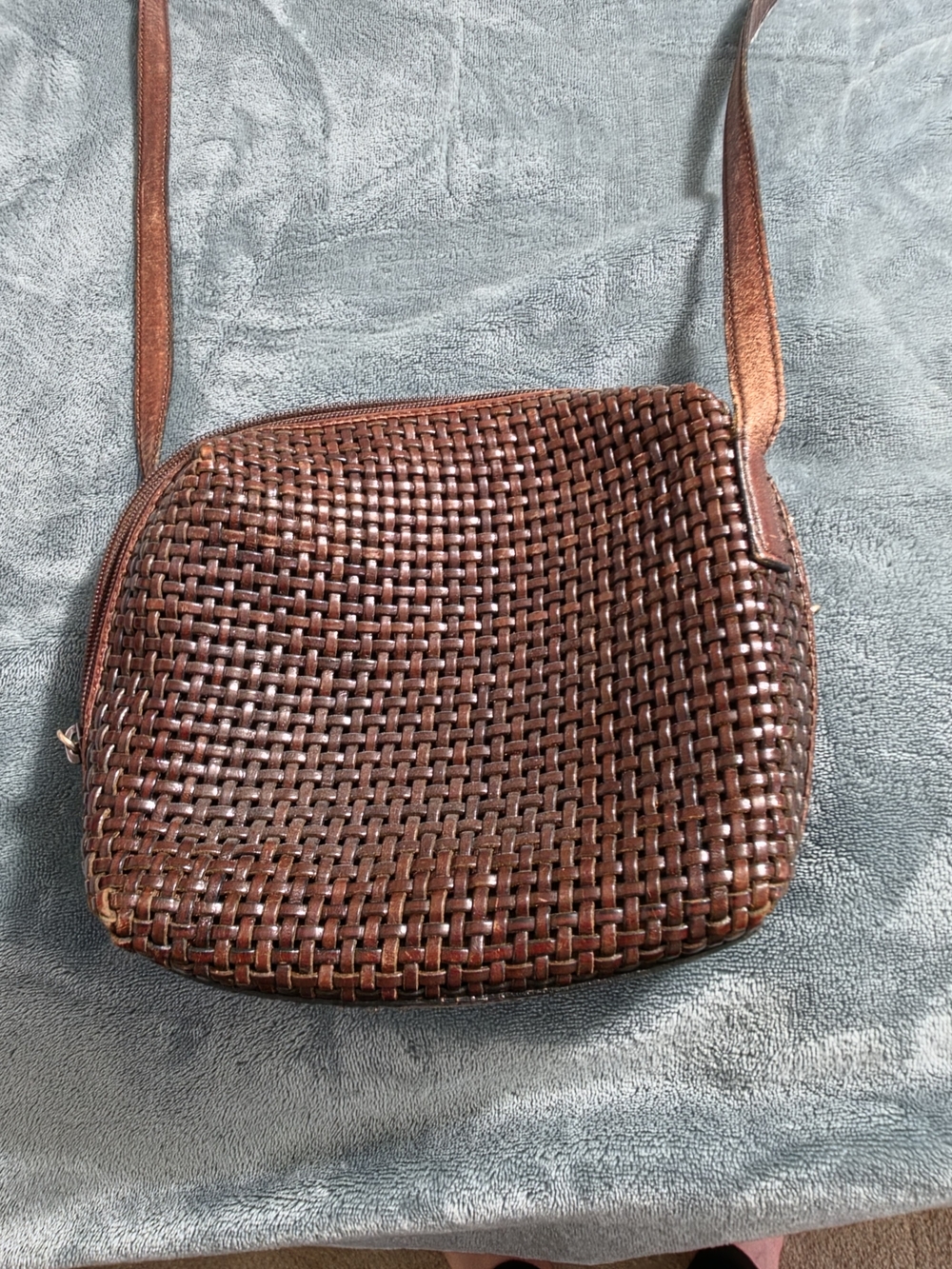 Woven Brown Crossbody Bag - Women - Picture 2 of 6